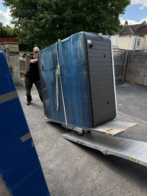 What Types of Hot Tubs Can We Move?